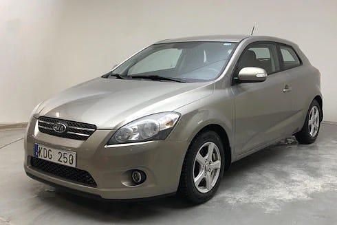 Begagnad 2011 Kia Ceed Halvkombi | 35 000 kr (Superpris) - Bild 1/4