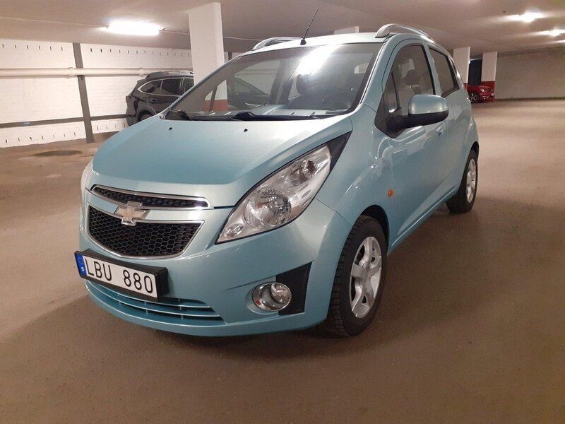 Blå Begagnad 2010 Chevrolet Spark Halvkombi | 29 000 kr (Lite dyr) - Bild 1/4
