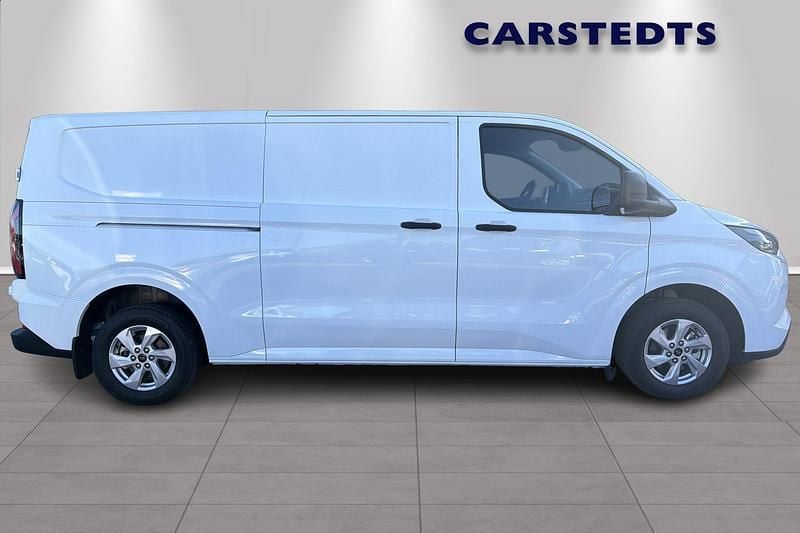 Ny Ford E-Transit 2025 Vit Van