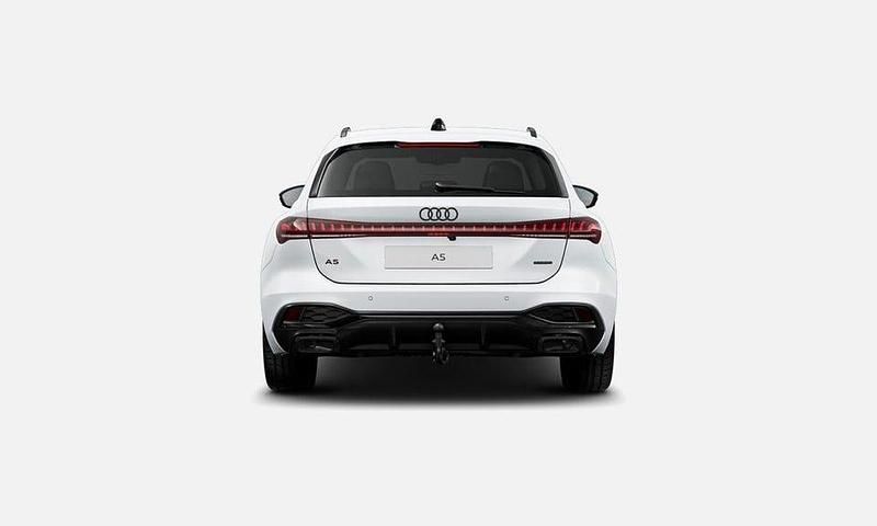 Ny Audi A5 S-Line 252 HK (185 kW) 2025 Glaciärvit metallic Kombi