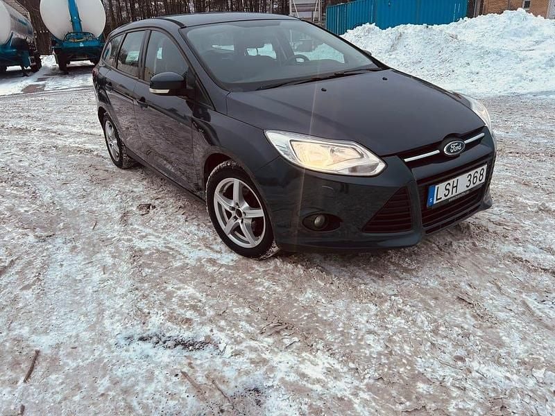 Begagnad Ford Focus 95 HK (69 kW) 2011 Kombi