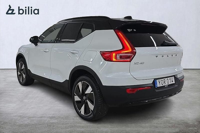 Begagnad Volvo XC40 Single Motor Extended Range 188 kW (256 HK) 2023 Vit SUV