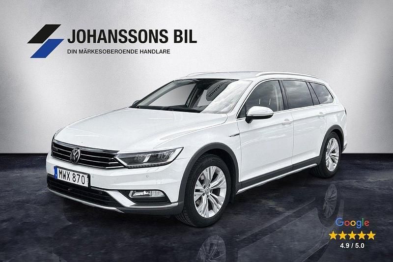 Vit Begagnad 2015 VW Passat Alltrack Executive Kombi | 179 900 kr (Dyr) - Bild 1/4