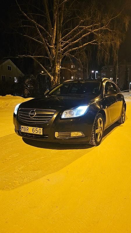 Begagnad Opel Insignia 160 HK (117 kW) 2012 Kombi