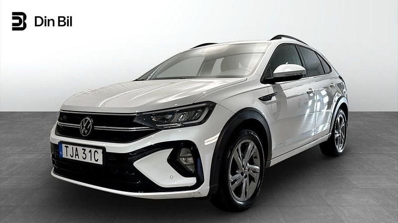 Vit Begagnad 2023 VW Taigo R-line SUV | 209 900 kr (Marknadspris) - Bild 1/4