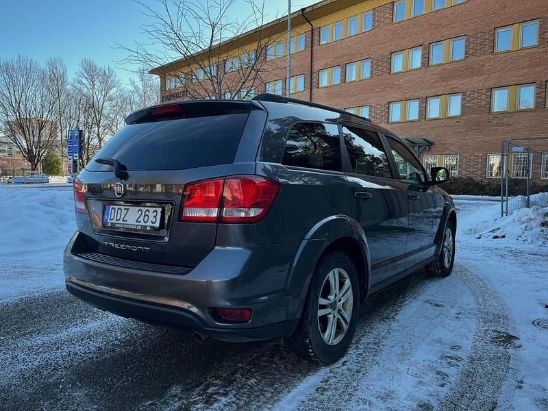 Begagnad Fiat Freemont 170 HK (125 kW) 2014 SUV