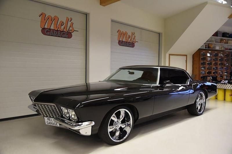 Begagnad Buick Riviera 253 HK (186 kW) 1972 Svart Sportkupé