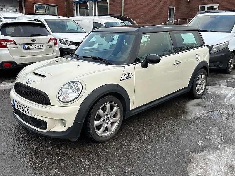 Vit Begagnad 2014 Mini Cooper SD Clubman Kombi | 79 000 kr - Bild 1/4
