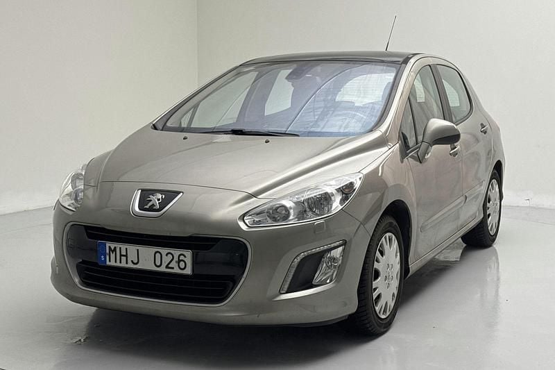 Grå Begagnad 2012 Peugeot 308 | 46 000 kr (Marknadspris) - Bild 1/4