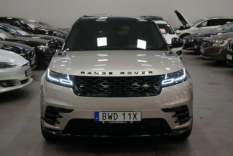 Begagnad Land Rover Range Rover Velar R-Dynamic 301 HK (221 kW) 2019 Silver SUV