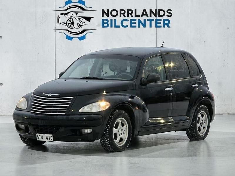 Begagnad Chrysler PT Cruiser 141 HK (103 kW) 2001 Svart Halvkombi