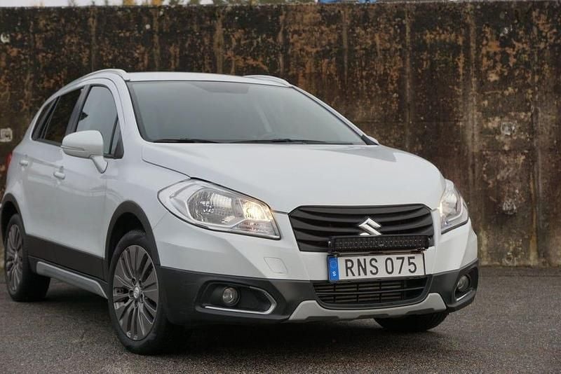 Begagnad Suzuki SX4 S-Cross 120 HK (88 kW) 2015 Vit SUV