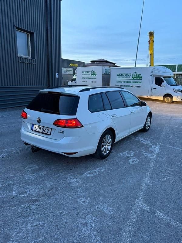 Begagnad 2017 VW Golf VII | 60 000 kr (Superpris) - Bild 1/4