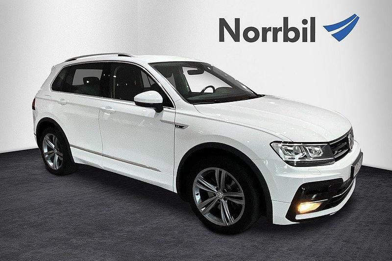 Vit Begagnad 2019 VW Tiguan R-line SUV | 269 000 kr (Lite dyr) - Bild 1/4