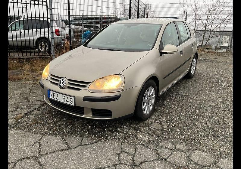 Begagnad 2005 VW Golf IV | 25 000 kr (Marknadspris) - Bild 1/4