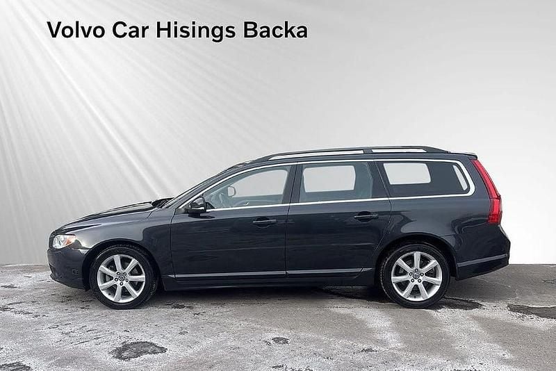 Begagnad Volvo V70 Momentum 165 HK (121 kW) 2012 Grå Kombi