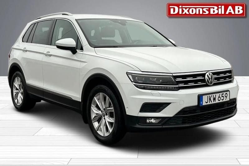 Vit Begagnad 2018 VW Tiguan SUV | 159 000 kr (Marknadspris) - Bild 1/4
