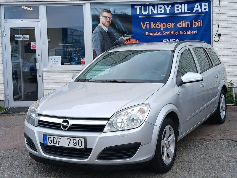 Grå Begagnad 2006 Opel Astra Kombi | 23 700 kr (Marknadspris) - Bild 1/4