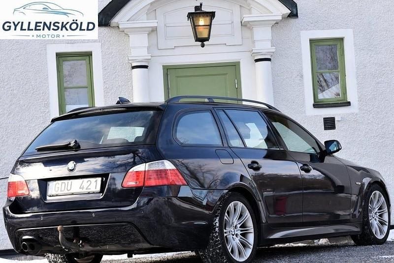 Begagnad BMW 550 M Sport 367 HK (269 kW) 2007 Svart Kombi