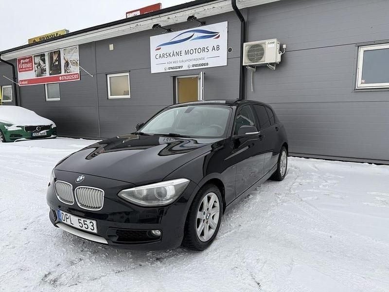 Begagnad BMW 116 Comfort Edition 116 HK (85 kW) 2012 Svart Halvkombi