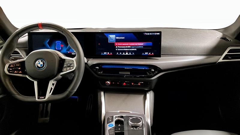 Begagnad BMW i4 Shadowline 442 kW (601 HK) 2025 Blå Sedan