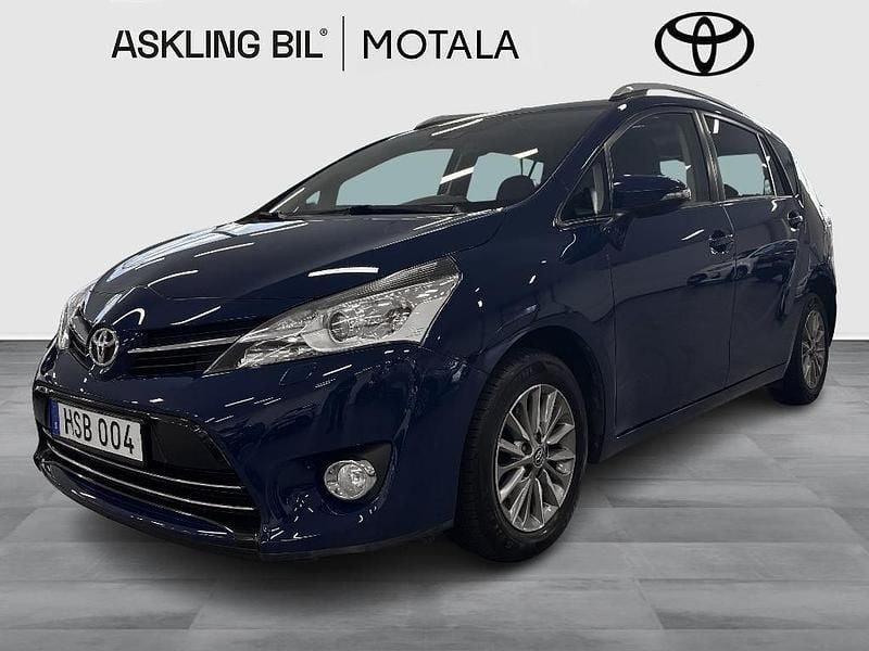 Mörkblå Begagnad 2016 Toyota Verso Active Minibuss | 169 000 kr (Lite dyr) - Bild 1/3