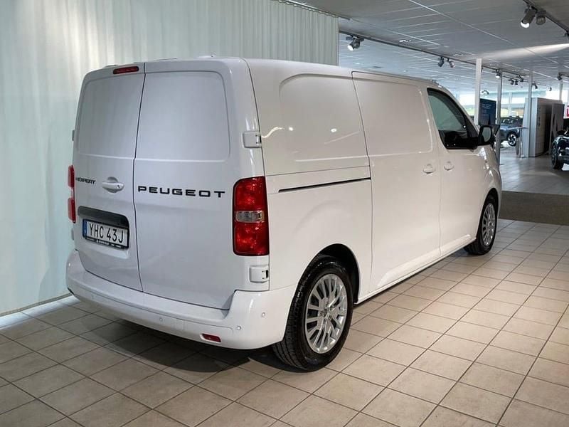 Begagnad Peugeot e-Expert 100 kW (136 HK) 2024 Vit (vit kaolin) Van
