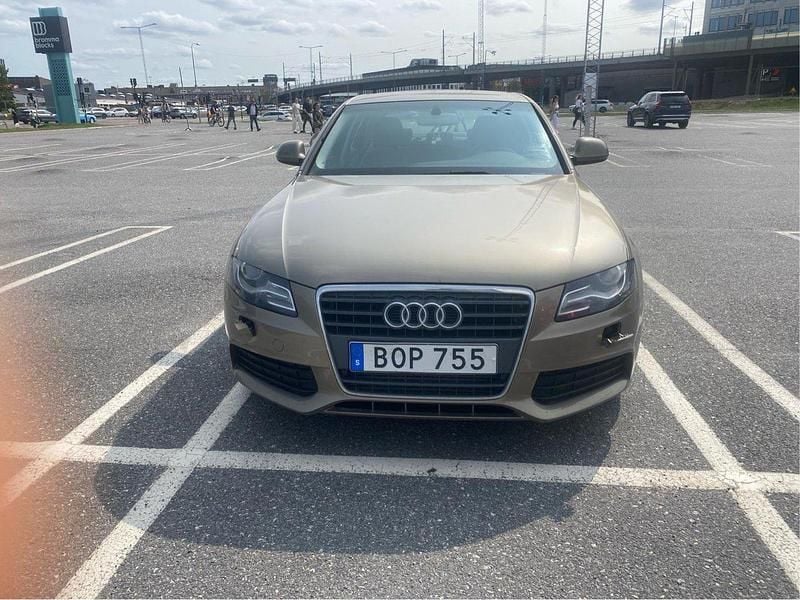 Brun Begagnad 2009 Audi A4 Sedan | 30 000 kr (Superpris) - Bild 1/4
