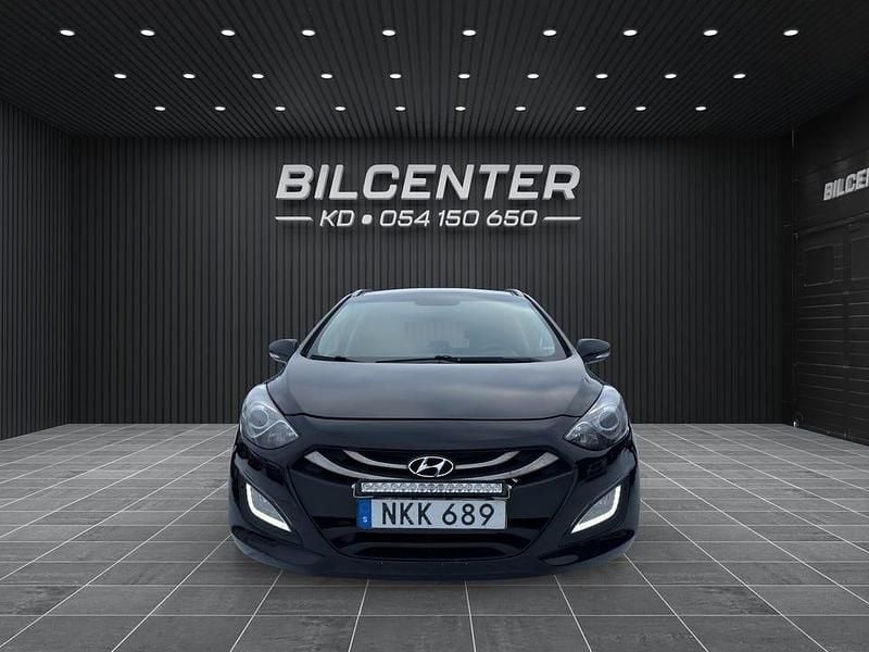 Begagnad Hyundai i30 135 HK (99 kW) 2014 Svart Kombi