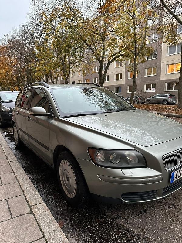 Begagnad 2006 Volvo V50 Kombi | 18 900 kr - Bild 1/4