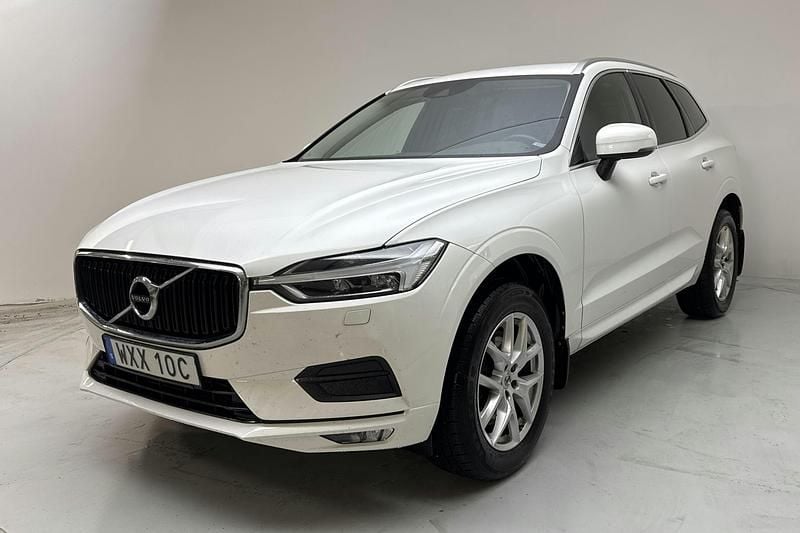 Vit Begagnad 2018 Volvo XC60 Momentum SUV | 248 000 kr (Superpris) - Bild 1/4
