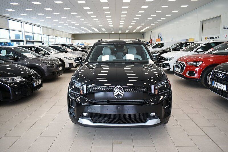 Svart Ny 2025 Citroën e-C3 Halvkombi | 299 900 kr (Bra pris) - Bild 1/4