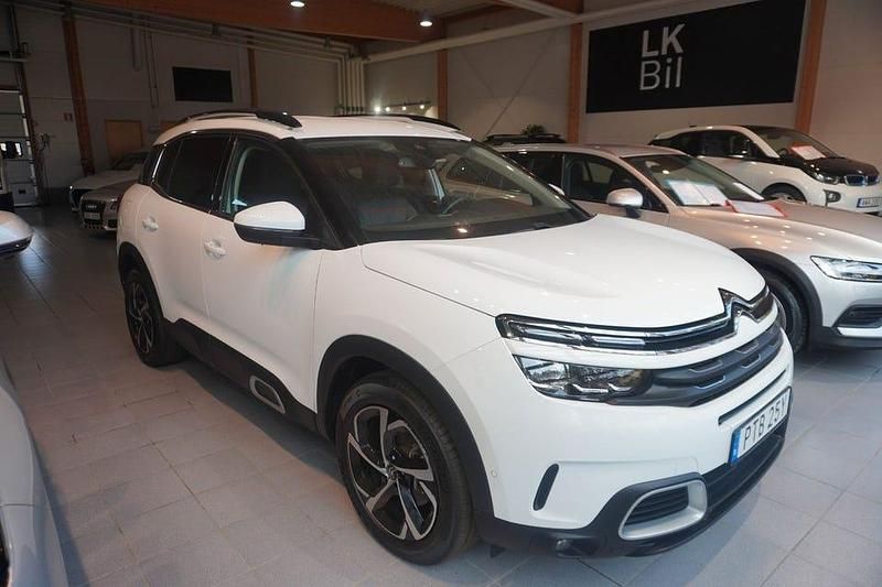 Vit Begagnad 2022 Citroën C5 Aircross PureTech SUV | 205 000 kr (Superpris) - Bild 1/4