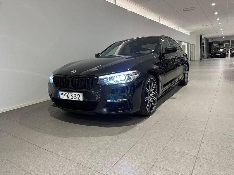 Begagnad BMW 530 iPerformance 256 HK (188 kW) 2018 Svart Sedan