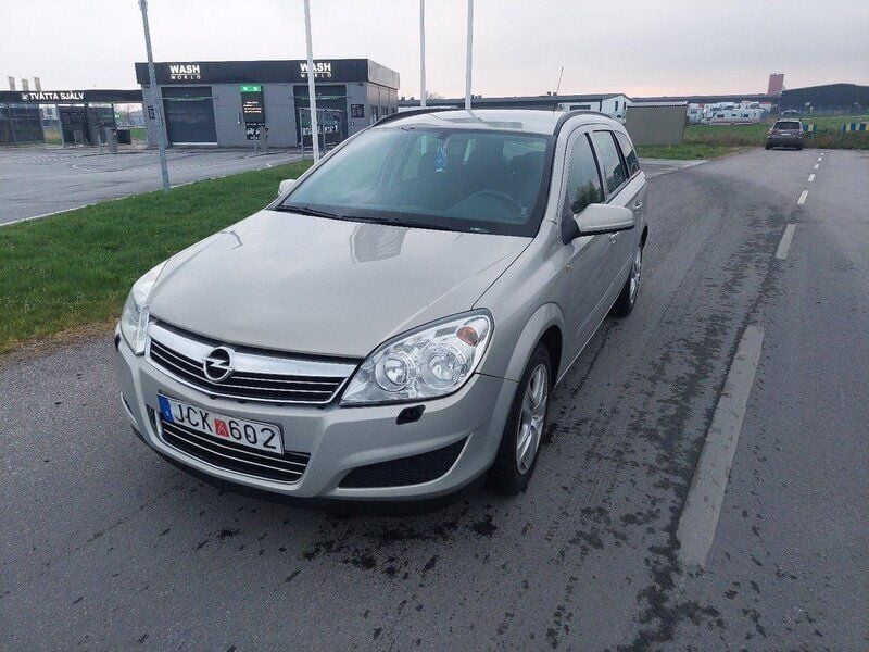 Grå Begagnad 2009 Opel Astra Kombi | 25 000 kr (Bra pris) - Bild 1/4