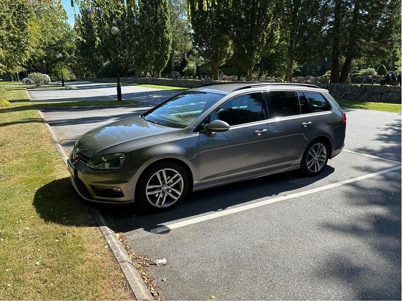 Grå Begagnad 2017 VW Golf VII GT Kombi | 144 000 kr (Bra pris) - Bild 1/4