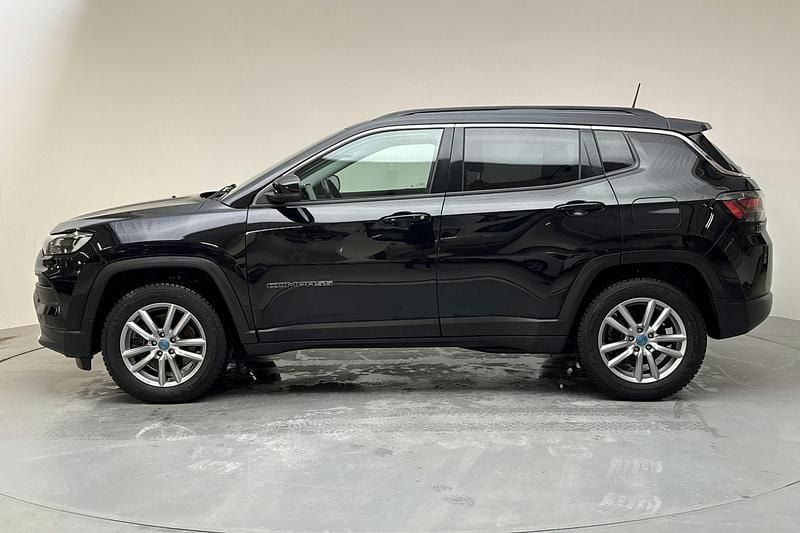 Begagnad Jeep Compass Limited 190 HK (139 kW) 2022 Svart SUV