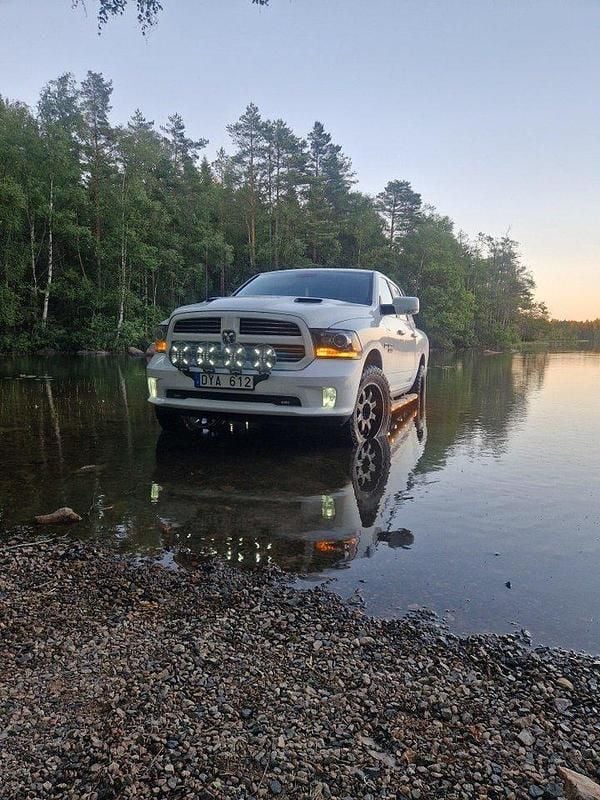Begagnad 2014 Dodge Ram Pickup | 295 000 kr - Bild 1/4