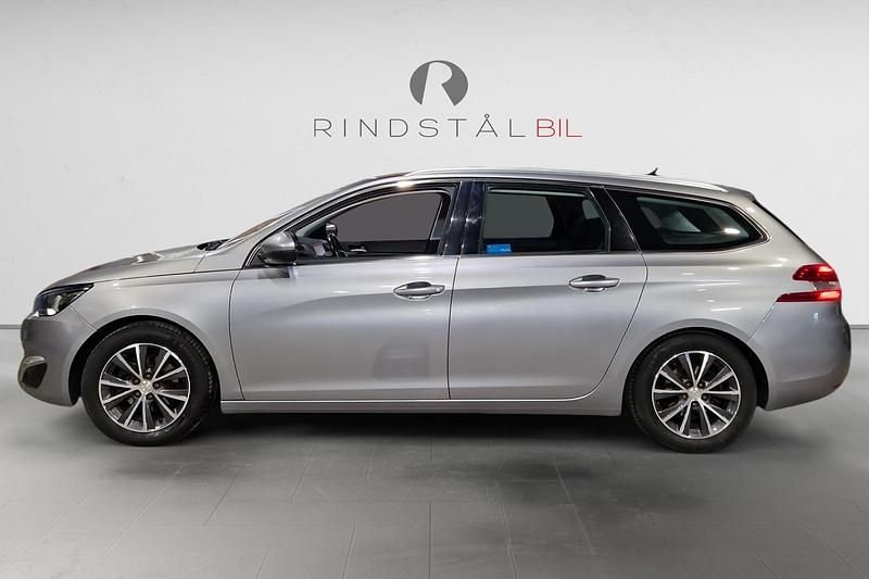 Begagnad Peugeot 308 SW Allure 120 HK (88 kW) 2016 Grå Kombi