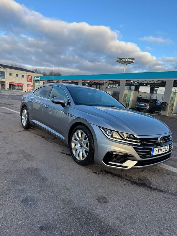 Begagnad VW Arteon 190 HK (139 kW) 2019 Halvkombi
