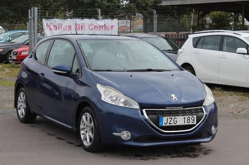 Okänd Begagnad 2012 Peugeot 208 Halvkombi | 42 000 kr (Marknadspris) - Bild 1/4