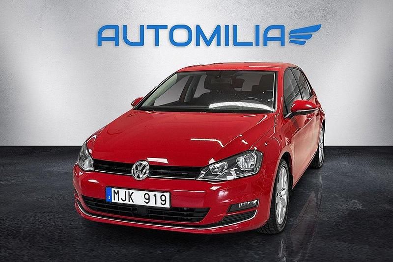 Röd Begagnad 2013 VW Golf VII GT Halvkombi | 124 900 kr (Marknadspris) - Bild 1/4