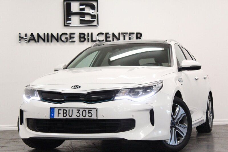 Vit Begagnad 2018 Kia Optima Hybrid 3 Sedan | 179 900 kr (Dyr) - Bild 1/4