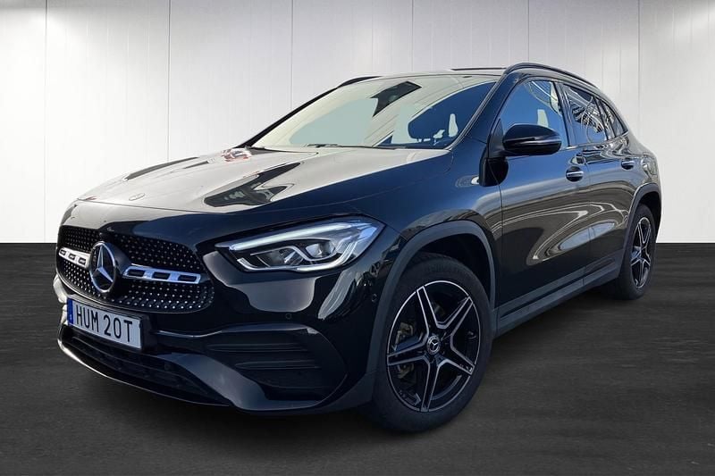 Svart Begagnad 2023 Mercedes GLA250 AMG SUV | 449 900 kr (Lite dyr) - Bild 1/4