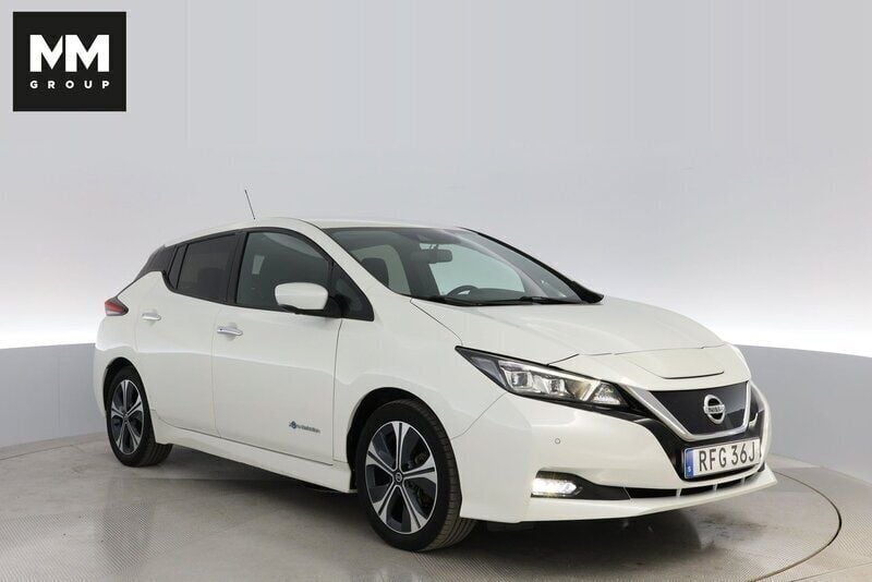 Vit Begagnad 2019 Nissan Leaf 360º Halvkombi | 138 900 kr (Marknadspris) - Bild 1/4