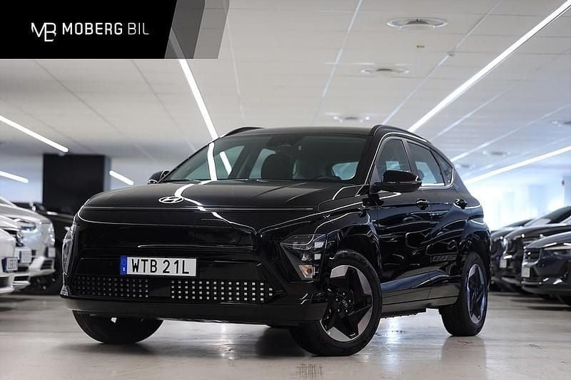 Begagnad Hyundai Kona Essential 160 kW (218 HK) 2024 Svart SUV