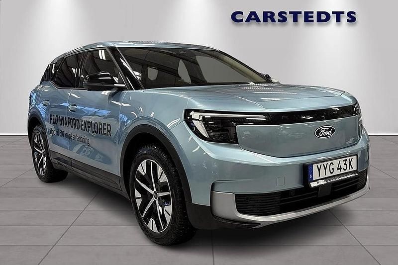 Blå Begagnad 2024 Ford Explorer Extended Range SUV | 568 700 kr - Bild 1/4