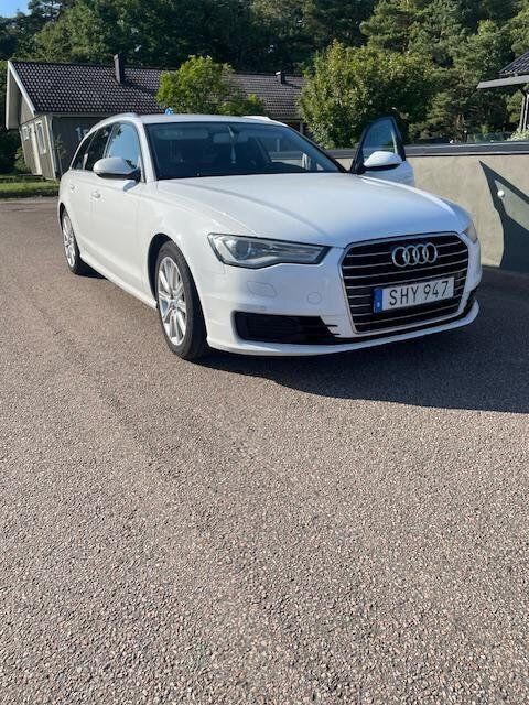 Vit Begagnad 2016 Audi A6 Sport Kombi | 120 000 kr (Marknadspris) - Bild 1/4