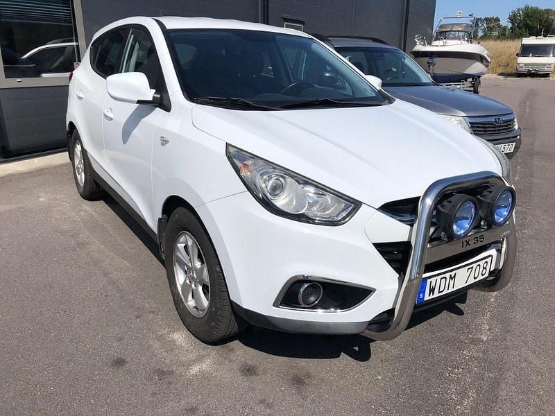 Vit Begagnad 2010 Hyundai ix35 Select SUV | 69 000 kr (Marknadspris) - Bild 1/4