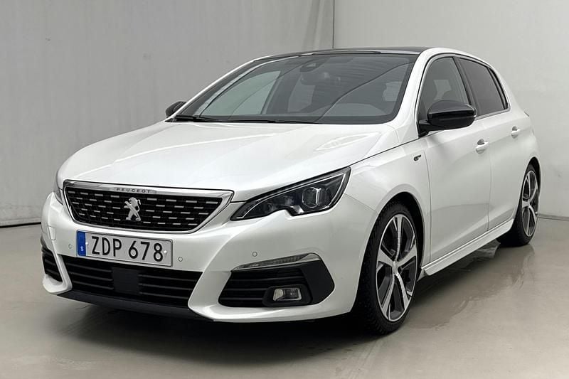 Vit Begagnad 2018 Peugeot 308 GT Kombi | 159 900 kr - Bild 1/4